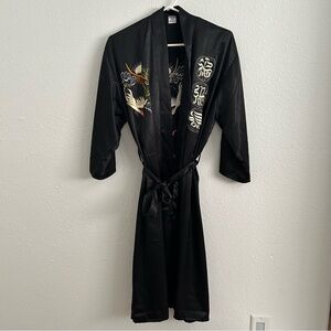 100% Silk Japanese Crane Embroidered Kimono Robe